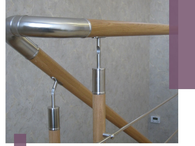 Комбинированные перила на заказ в Партизанске — монтаж и производство