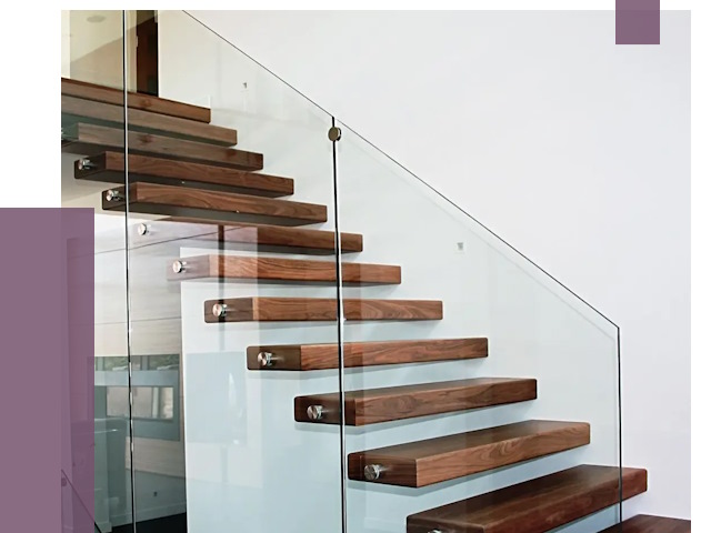 Стеклянные перила для лестницы в Партизанске от 15563 руб.