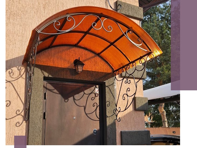 Демонтаж козырьков в Партизанске быстро и безопасно