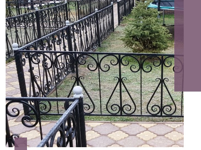 Кованые газонные ограждения под ключ в Партизанске
